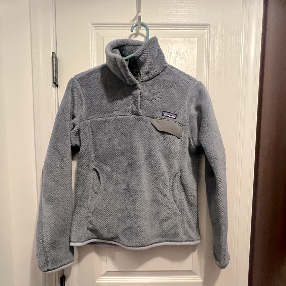 Patagonia Women’s Lightweight Synchilla Snap-T Pullover